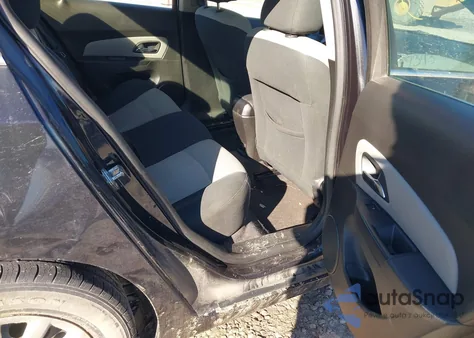 2011 Chevrolet Cruze Ls z USA, uszkodzony, nr VIN 1G1PC5SH7B7300031